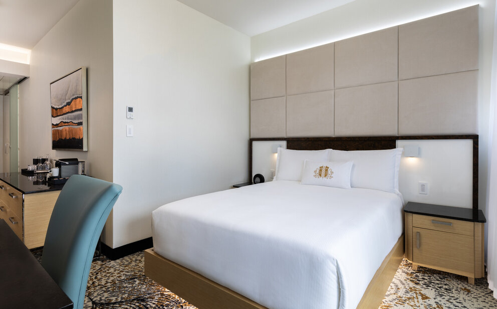 Premium Queen, one Queen bed