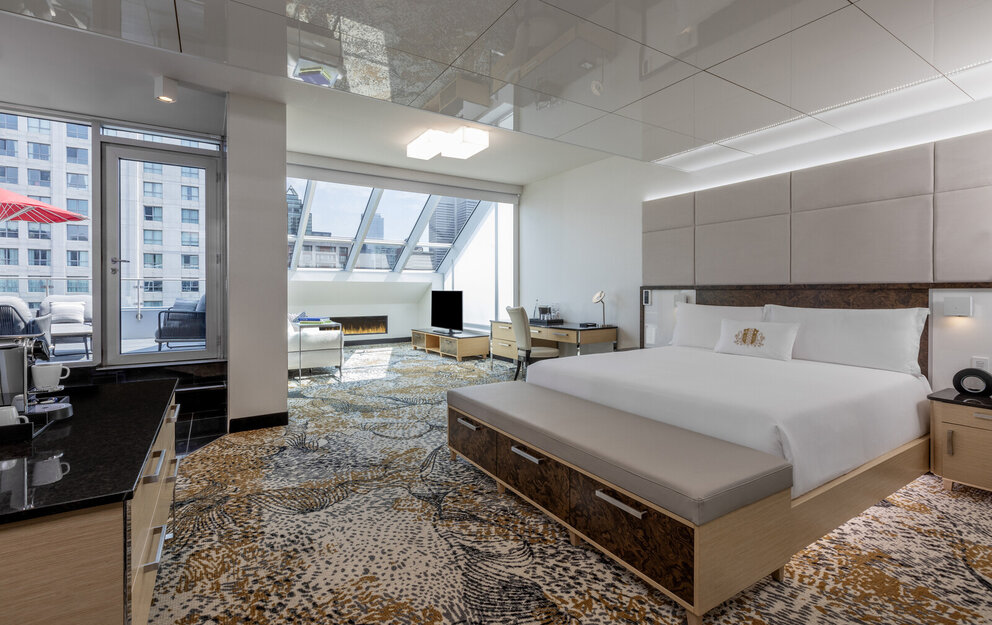 Luxury Loft Terrace, one King bed